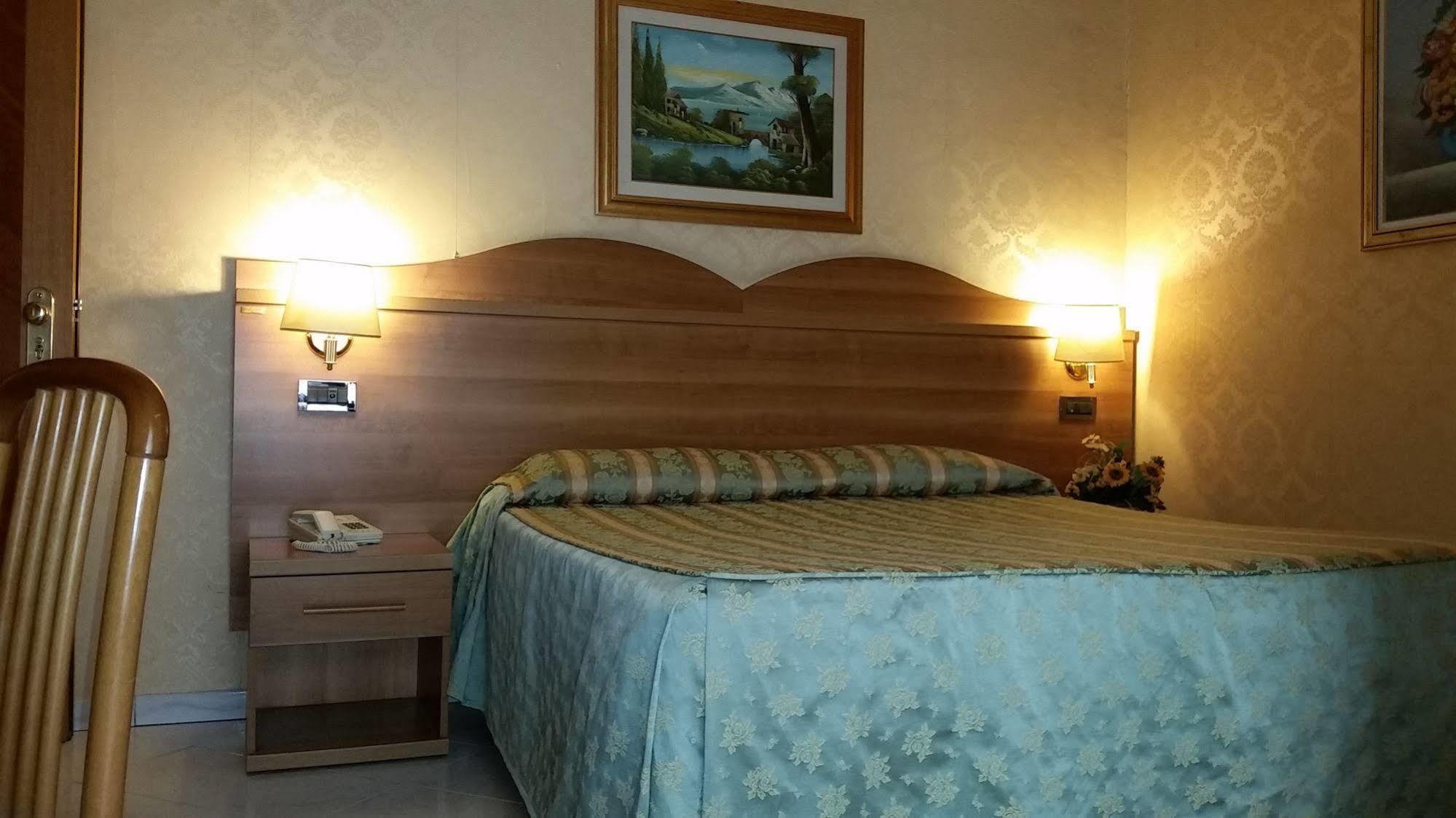 Hotel Teti Roma Exterior foto